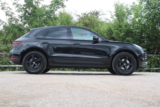 2015 Porsche Macan 2.0T PDK 4WD Euro 6 (s/s) 5dr