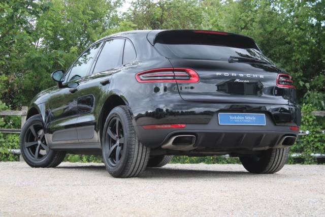 2015 Porsche Macan 2.0T PDK 4WD Euro 6 (s/s) 5dr