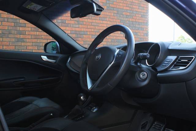 2016 Alfa Romeo Giulietta 1.7 1750 TBi Veloce TCT Euro 6 5dr
