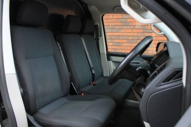 2019 Volkswagen Transporter 2.0 TDI T28 Highline DSG FWD SWB Euro 6 (s/s) 5dr