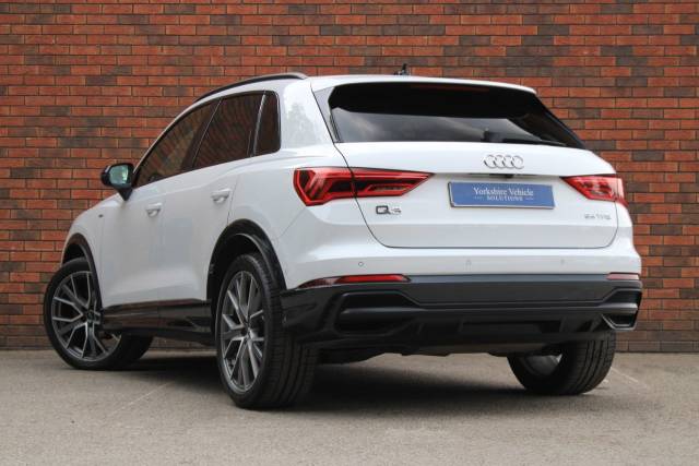 2019 Audi Q3 1.5 TFSI CoD 35 Vorsprung S Tronic Euro 6 (s/s) 5dr