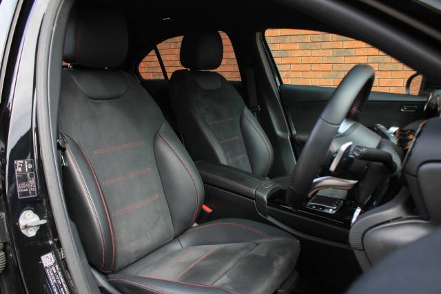 2019 Mercedes-Benz A Class 1.5 A180d AMG Line (Executive) 7G-DCT Euro 6 (s/s) 4dr
