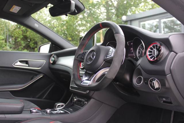2016 Mercedes-Benz CLA 45 2.0 CLA45 AMG Coupe SpdS DCT 4MATIC Euro 6 (s/s) 4dr