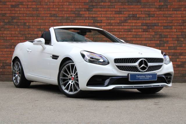 Mercedes-Benz SLC 2.0 SLC200 AMG Line Euro 6 (s/s) 2dr Convertible Petrol White