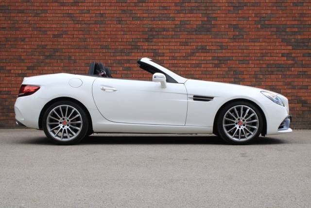 2016 Mercedes-Benz SLC 2.0 SLC200 AMG Line Euro 6 (s/s) 2dr