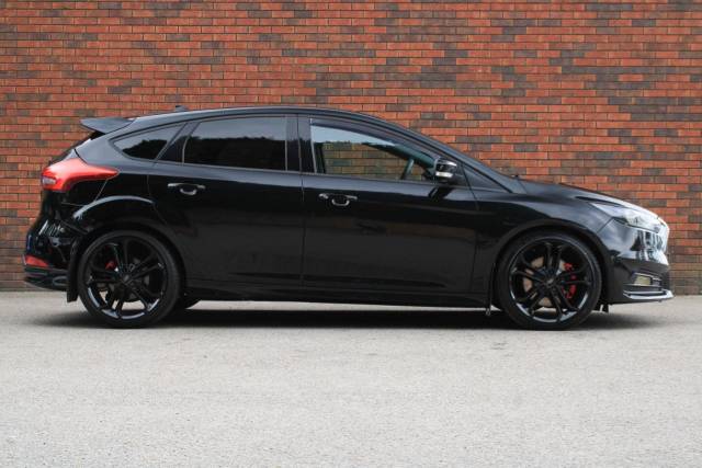 2016 Ford Focus 2.0T EcoBoost ST-2 Euro 6 (s/s) 5dr