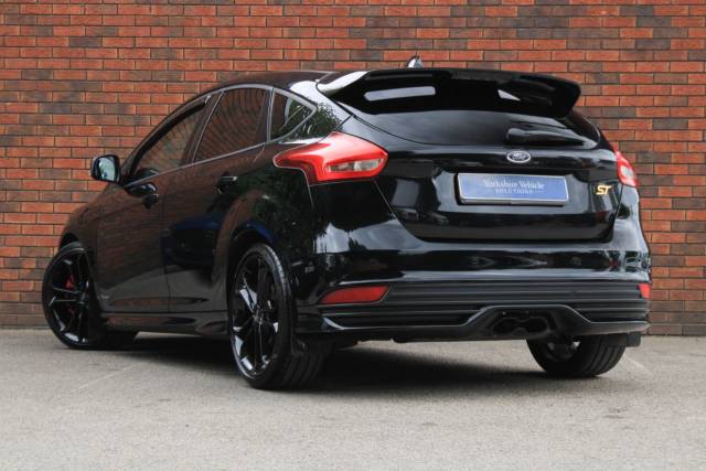 2016 Ford Focus 2.0T EcoBoost ST-2 Euro 6 (s/s) 5dr