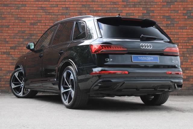 2021 Audi Q7 3.0 TDI V6 50 Black Edition Tiptronic quattro Euro 6 (s/s) 5dr