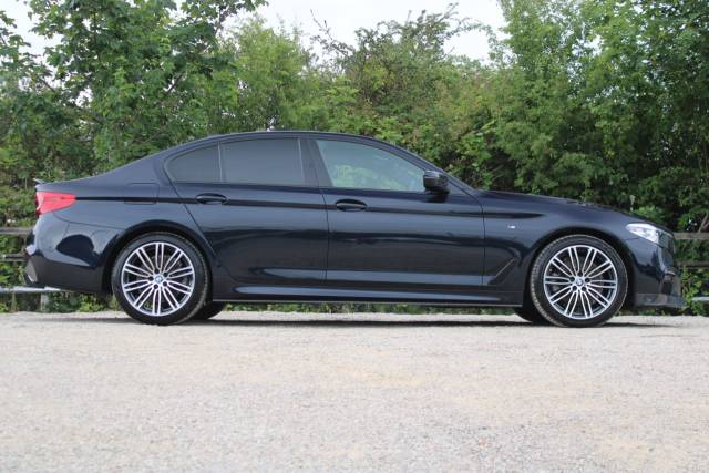 2020 BMW 5 Series 2.0 520d MHT M Sport Auto xDrive Euro 6 (s/s) 4dr