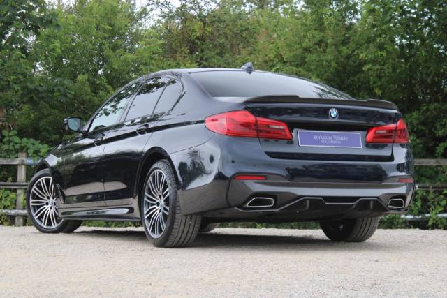 2020 BMW 5 Series 2.0 520d MHT M Sport Auto xDrive Euro 6 (s/s) 4dr