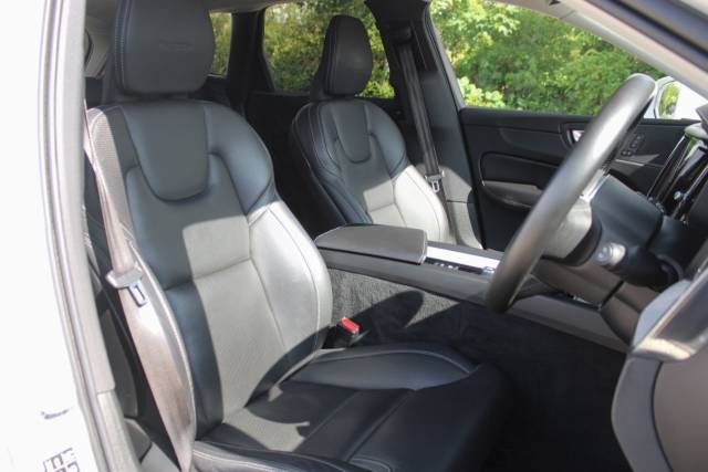 2020 Volvo XC60 2.0 D4 Inscription Auto Euro 6 (s/s) 5dr