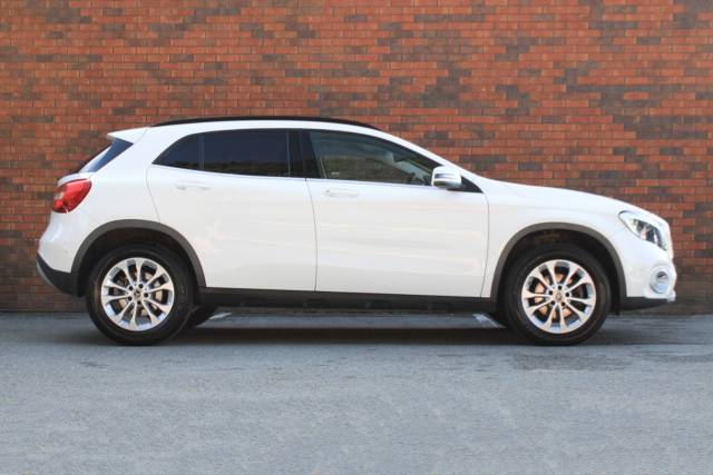 2018 Mercedes-Benz GLA 1.6 GLA200 SE (Executive) Euro 6 (s/s) 5dr