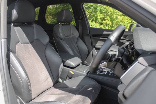 2019 Audi Q5 2.0 TDI 40 Black Edition S Tronic quattro Euro 6 (s/s) 5dr