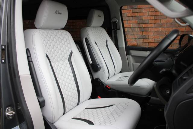 2016 Volkswagen Transporter 2.0 TDI T30 BlueMotion Tech Highline DSG FWD SWB Euro 6 (s/s) 5dr