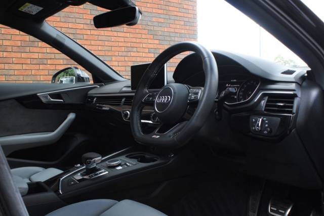 2016 Audi A4 3.0 TDI V6 S line Tiptronic quattro Euro 6 (s/s) 4dr