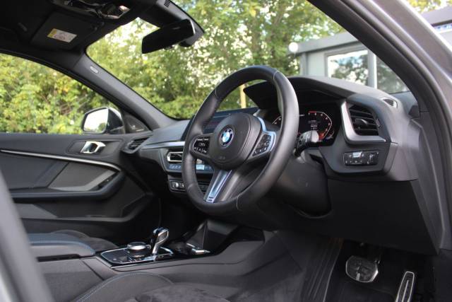 2023 BMW 1 Series 2.0 M135i Auto xDrive Euro 6 (s/s) 5dr