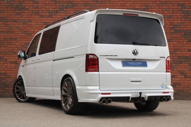 2019 Volkswagen Transporter 2.0 BiTDI T32 BlueMotion Tech Highline Crew Van DSG 4Motion LWB Euro 6 (s/s) 5dr