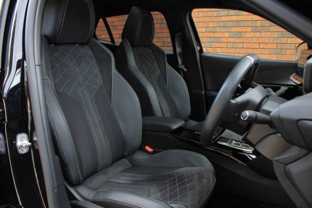 2023 Peugeot e-2008 50kWh GT Premium Auto 5dr (7kW Charger)