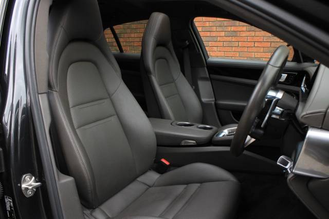 2018 Porsche Panamera 2.9 V6 E-Hybrid 14kWh 4 Saloon PDK 4WD Euro 6 (s/s) 5dr