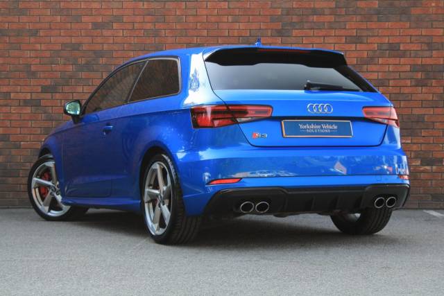 2017 Audi S3 2.0 TFSI Black Edition S Tronic quattro Euro 6 (s/s) 3dr