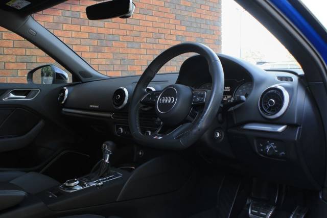2017 Audi S3 2.0 TFSI Black Edition S Tronic quattro Euro 6 (s/s) 3dr