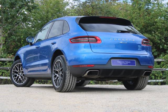 2015 Porsche Macan 2.0T PDK 4WD Euro 6 (s/s) 5dr