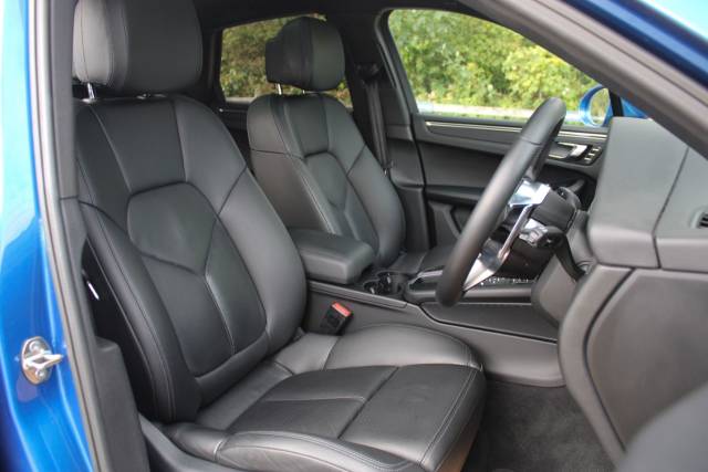 2015 Porsche Macan 2.0T PDK 4WD Euro 6 (s/s) 5dr
