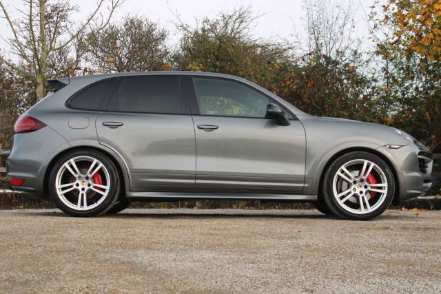 2013 Porsche Cayenne 4.8 GTS TiptronicS 4WD Euro 5 (s/s) 5dr