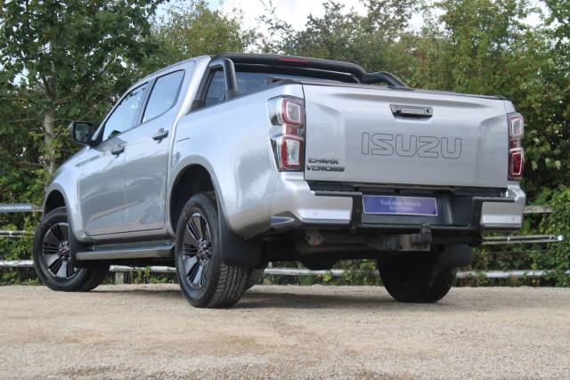 2023 Isuzu D-max 1.9 TD V-Cross Auto 4WD Euro 6 (s/s) 4dr