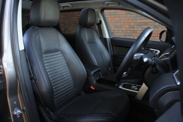 2015 Land Rover Discovery Sport 2.2 SD4 HSE Luxury Auto 4WD Euro 5 (s/s) 5dr