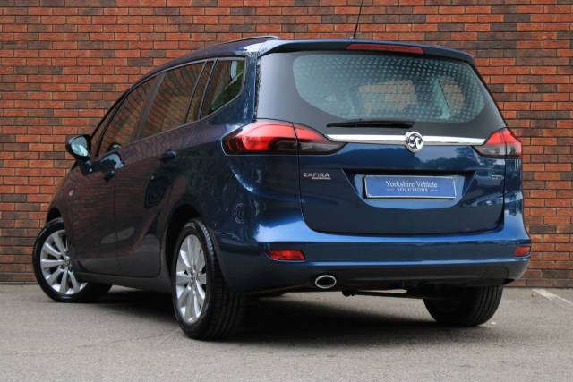 2016 Vauxhall Zafira Tourer 2.0 CDTi Design Auto Euro 6 5dr