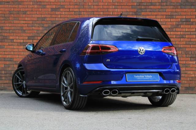 2017 Volkswagen Golf 2.0 TSI BlueMotion Tech R 4Motion Euro 6 (s/s) 5dr