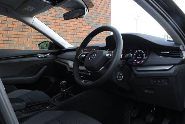2022 Skoda Octavia 1.5 TSI ACT SE Technology Euro 6 (s/s) 5dr