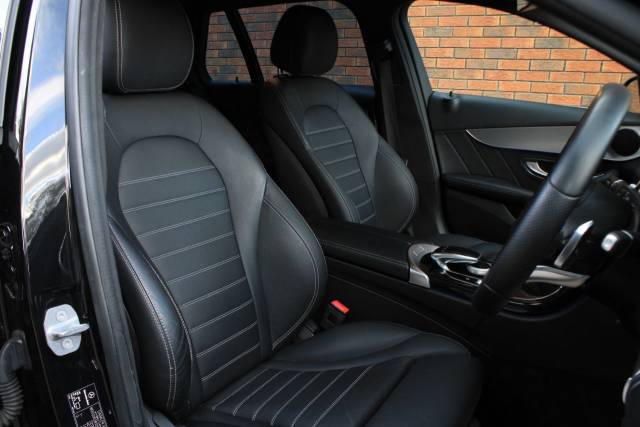 2019 Mercedes-Benz C Class 2.0 C300 AMG Line (Premium) G-Tronic+ Euro 6 (s/s) 5dr