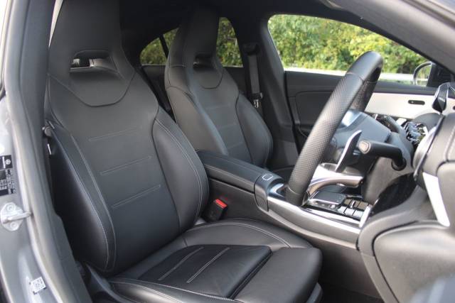 2022 Mercedes-Benz CLA 2.0 CLA35 AMG (Premium) Coupe 7G-DCT 4MATIC Euro 6 (s/s) 4dr