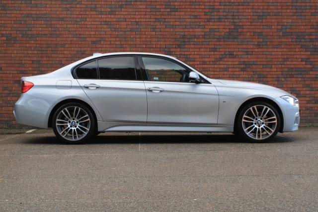 2015 BMW 3 Series 2.0 320d M Sport Auto xDrive Euro 5 (s/s) 4dr