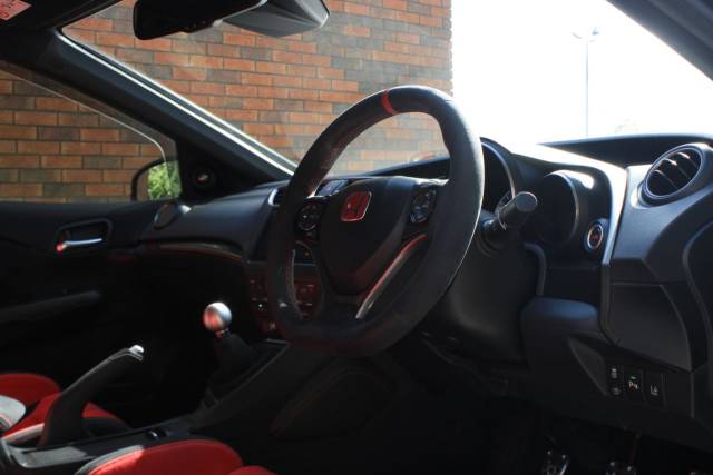 2016 Honda Civic 2.0 i-VTEC Type R GT Euro 6 (s/s) 5dr