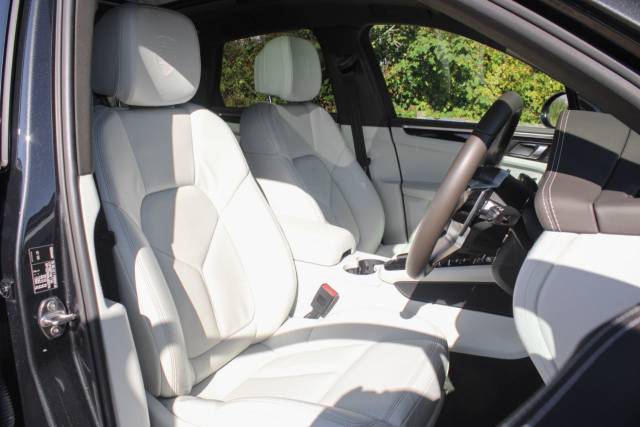 2018 Porsche Macan 2.0T PDK 4WD Euro 6 (s/s) 5dr