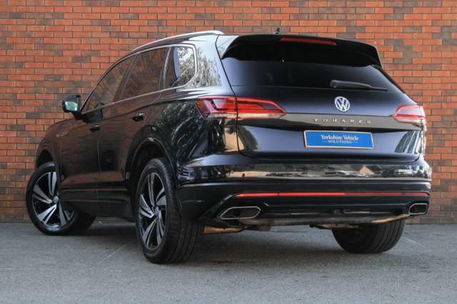 2019 Volkswagen Touareg 3.0 TDI V6 R-Line Tech Tiptronic 4Motion Euro 6 (s/s) 5dr