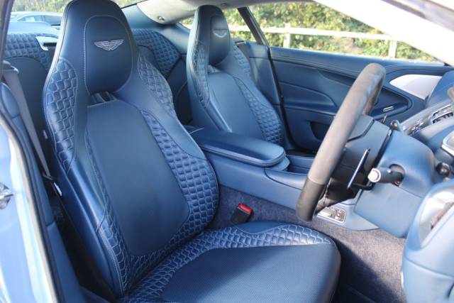 2015 Aston Martin Vanquish 6.0 V12 T-TronIII Euro 6 2dr