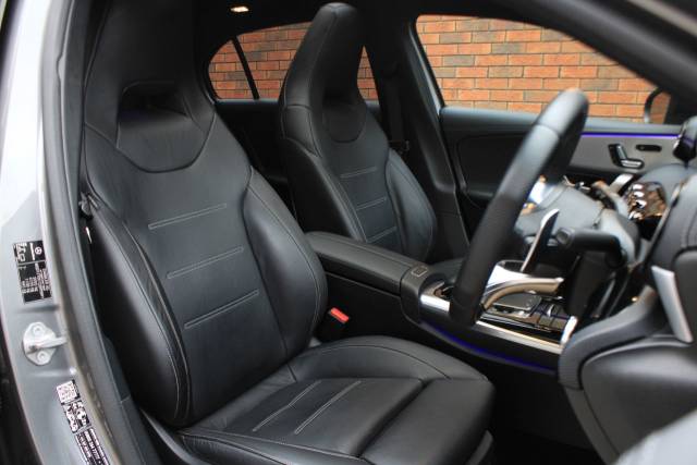 2019 Mercedes-Benz A Class 2.0 A35 AMG (Premium Plus) SpdS DCT 4MATIC Euro 6 (s/s) 5dr