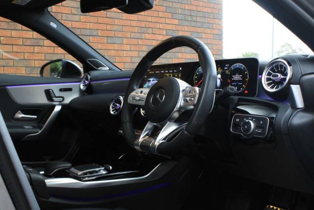2019 Mercedes-Benz A Class 2.0 A35 AMG (Premium Plus) SpdS DCT 4MATIC Euro 6 (s/s) 5dr
