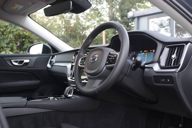 2025 Volvo V60 2.0 T6 18.8kWh Plus Auto AWD Euro 6 (s/s) 5dr