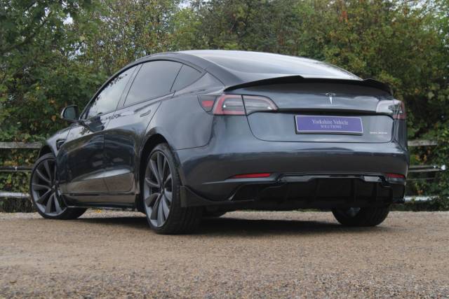 2019 Tesla Model 3 0.0 (Dual Motor) Performance Auto 4WDE 4dr (Performance Upgrade)