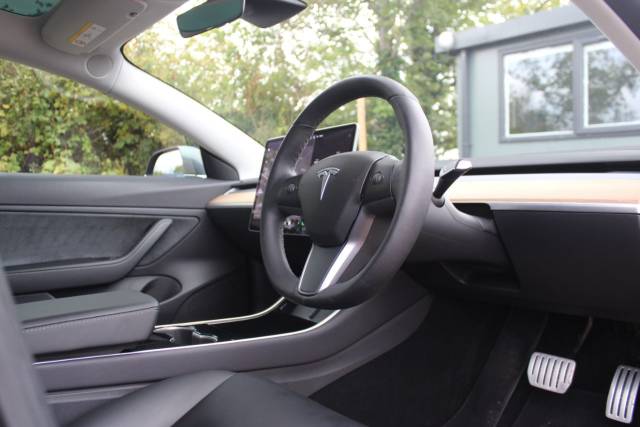 2019 Tesla Model 3 0.0 (Dual Motor) Performance Auto 4WDE 4dr (Performance Upgrade)