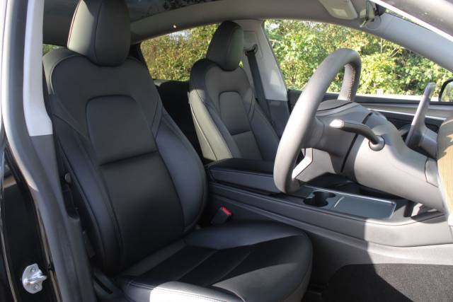 2022 Tesla Model Y 0.0 (Dual Motor) Long Range Auto 4WDE 5dr