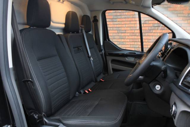2023 Ford Transit Custom 2.0 300 EcoBlue Limited L2 H1 Euro 6 (s/s) 5dr