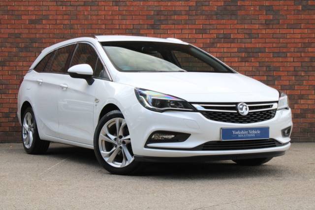 Vauxhall Astra 1.4i Turbo SRi Sports Tourer Euro 6 5dr Estate Petrol White