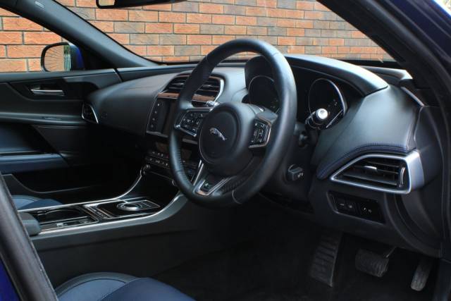 2016 Jaguar XE 2.0d R-Sport Auto AWD Euro 6 (s/s) 4dr