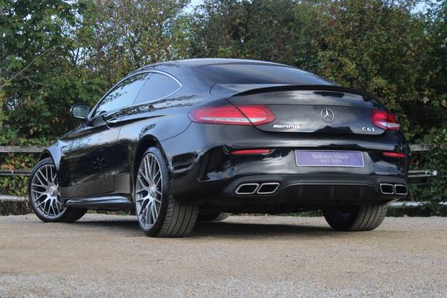 2017 Mercedes-Benz C 63 AMG 4.0 C63 V8 BiTurbo AMG (Premium) SpdS MCT Euro 6 (s/s) 2dr